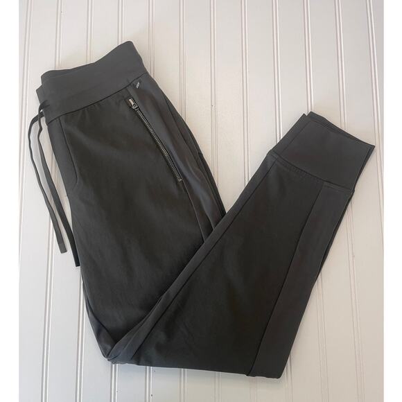 Athleta Headlands Hybrid Trek Jogger Green Travel Outdoors Size Womens 2P - Picture 1 of 9